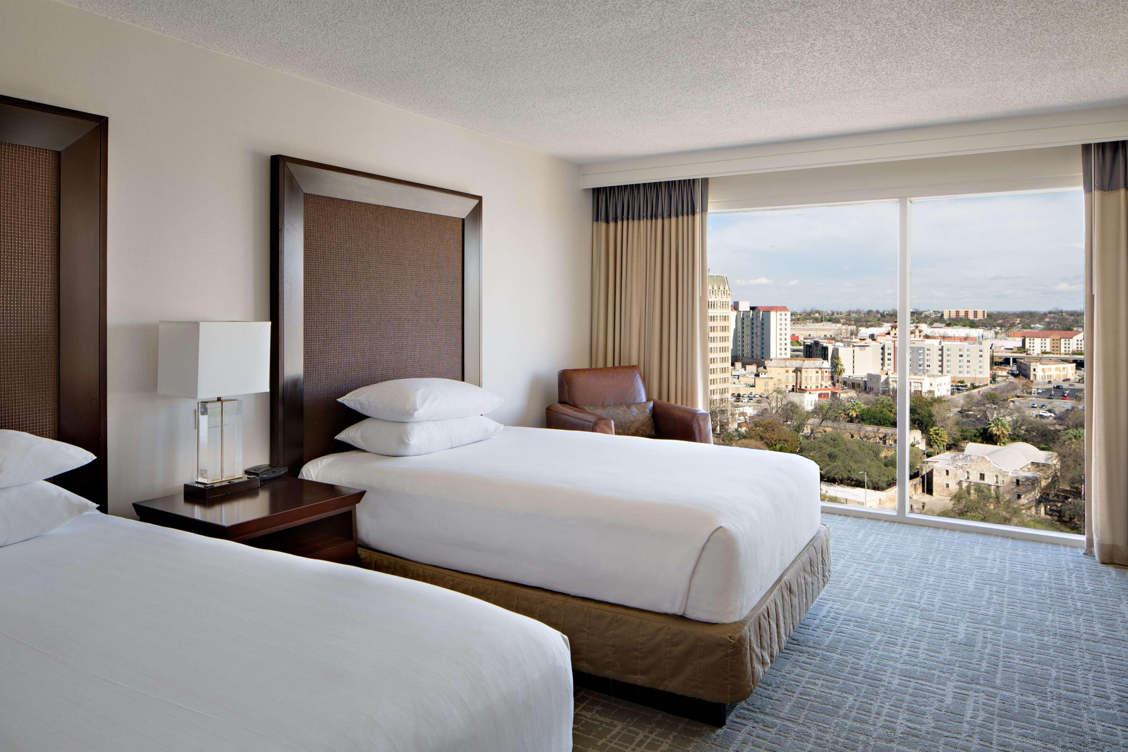 Hyatt Regency Riverwalk San Antonio