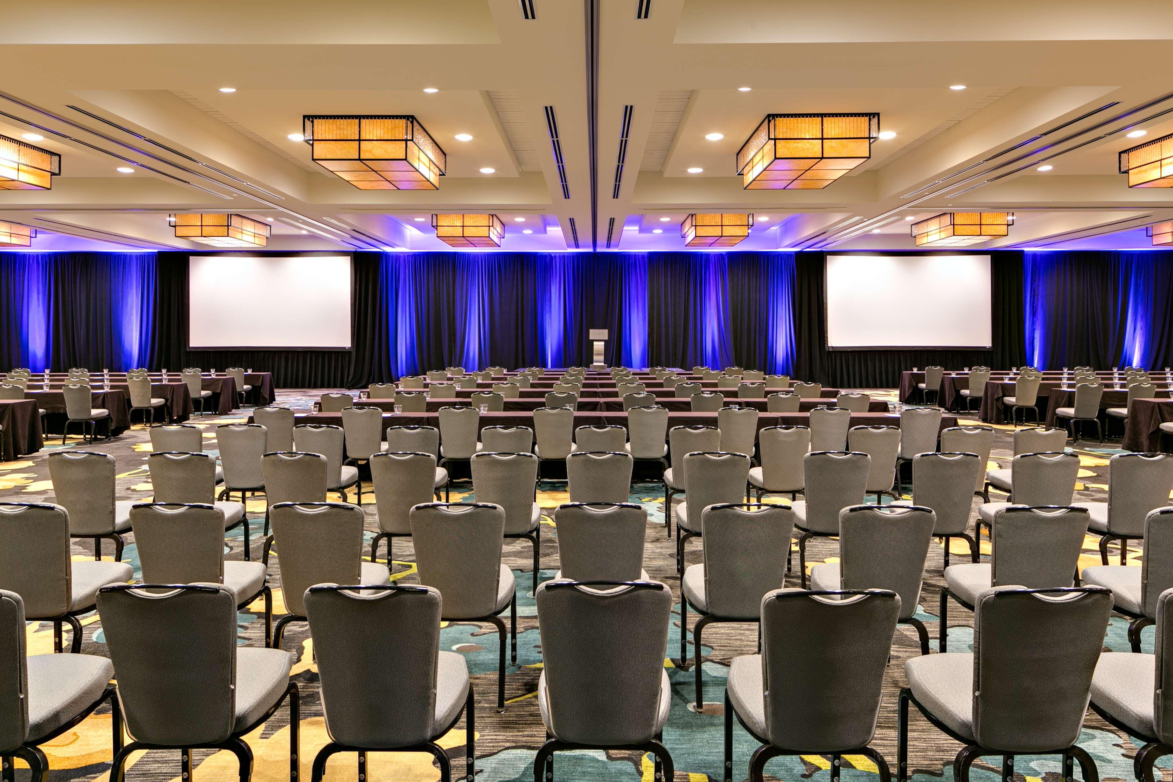 Hyatt Regency Riverwalk