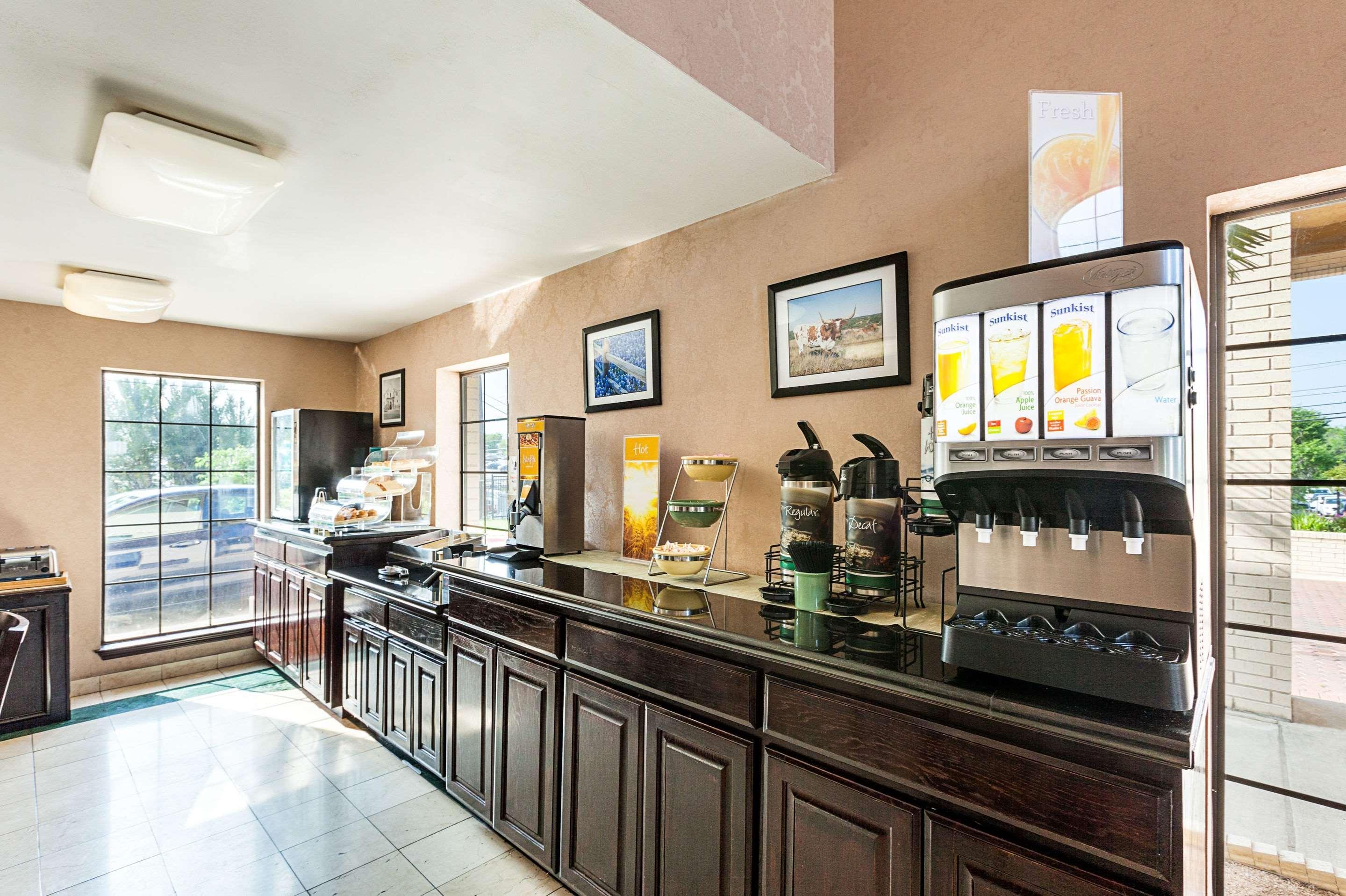 Inn Quality Near Medical Center 2*