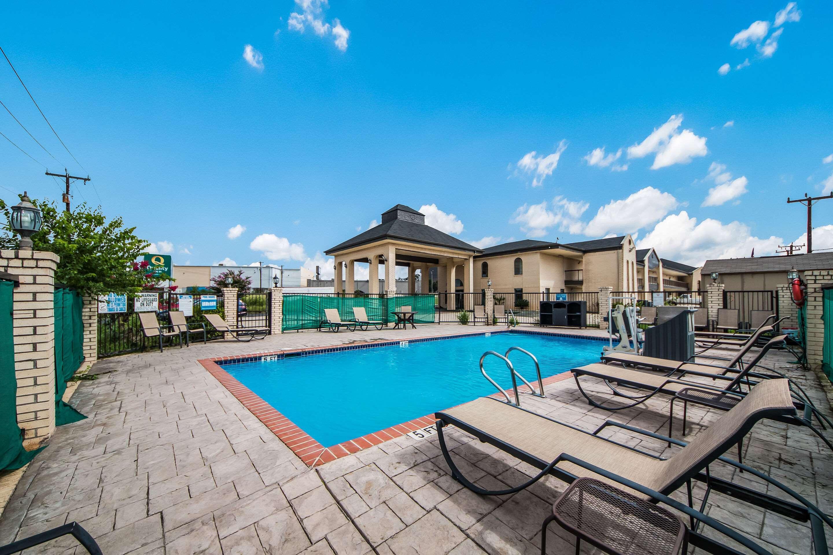 Quality Near Medical Center Inn 2*