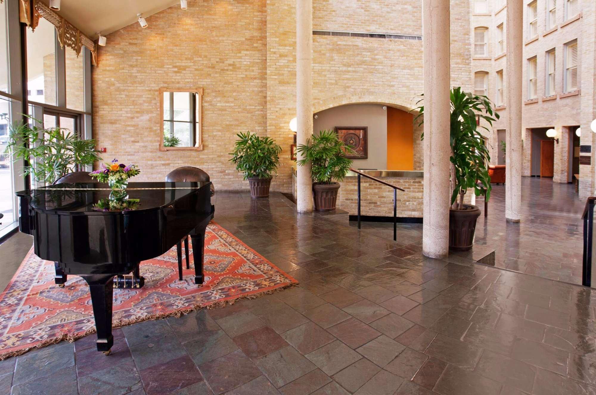 The Crockett 3* San Antonio