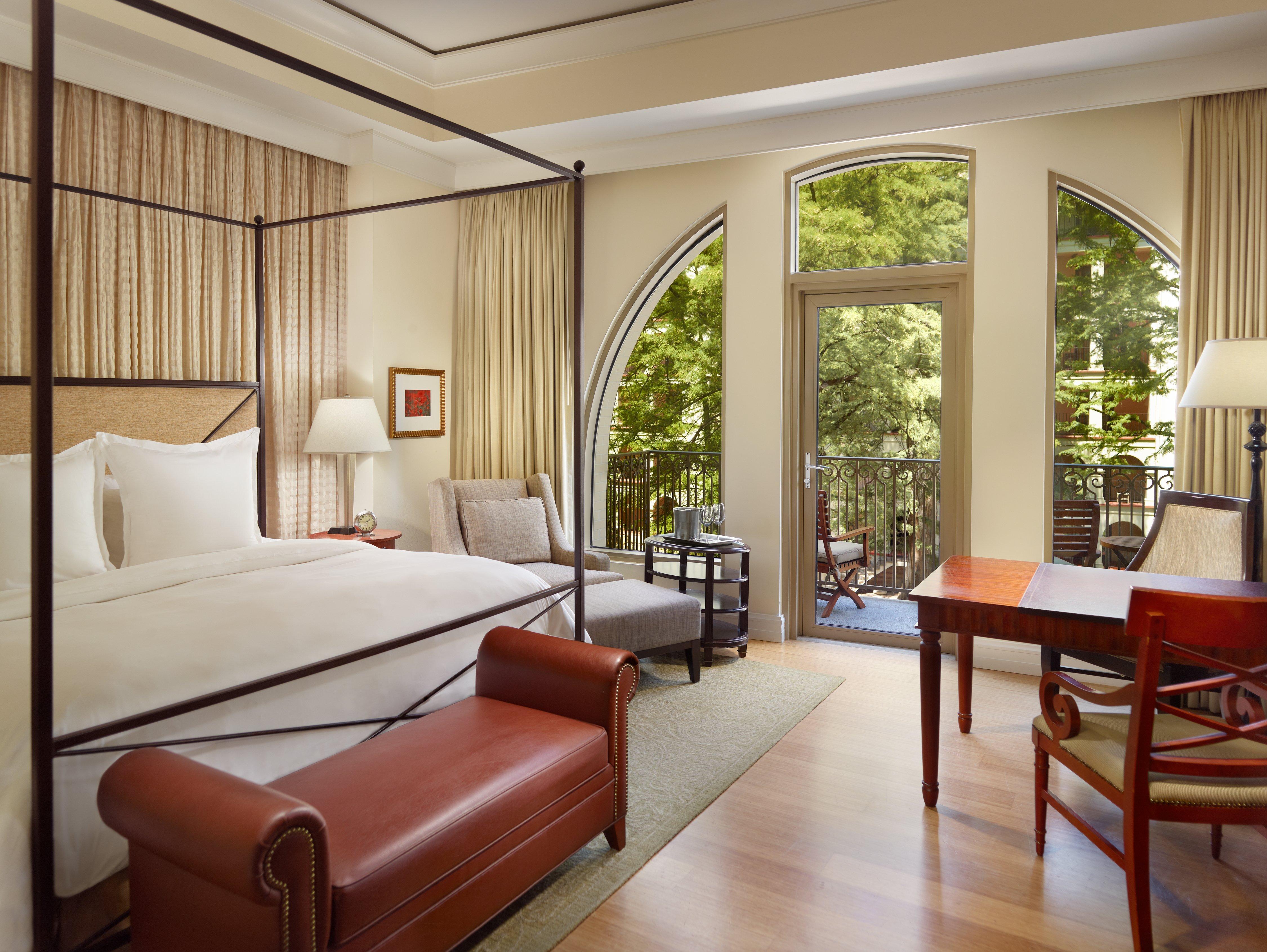 Mokara & Hotel San Antonio