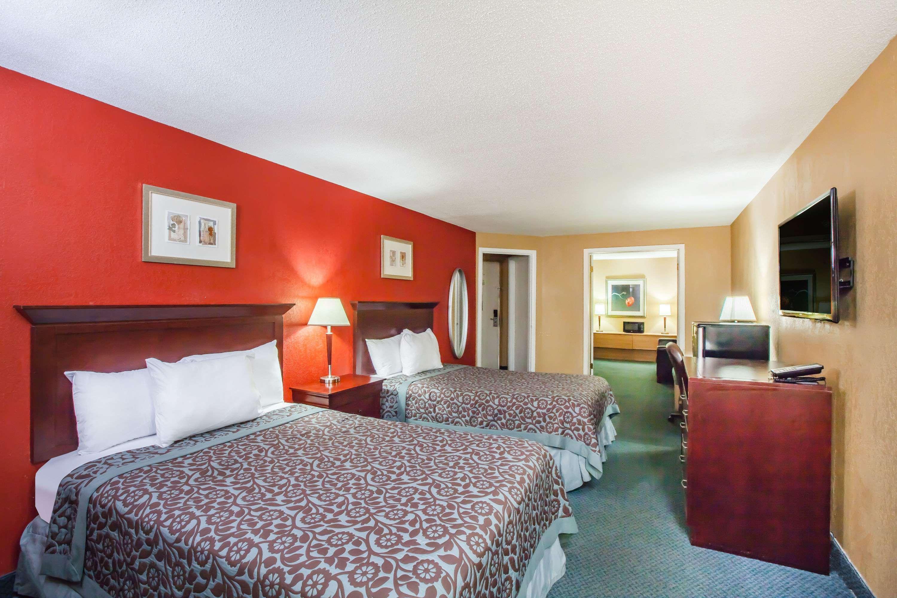 Days By Wyndham Alamo/riverwalk San Antonio