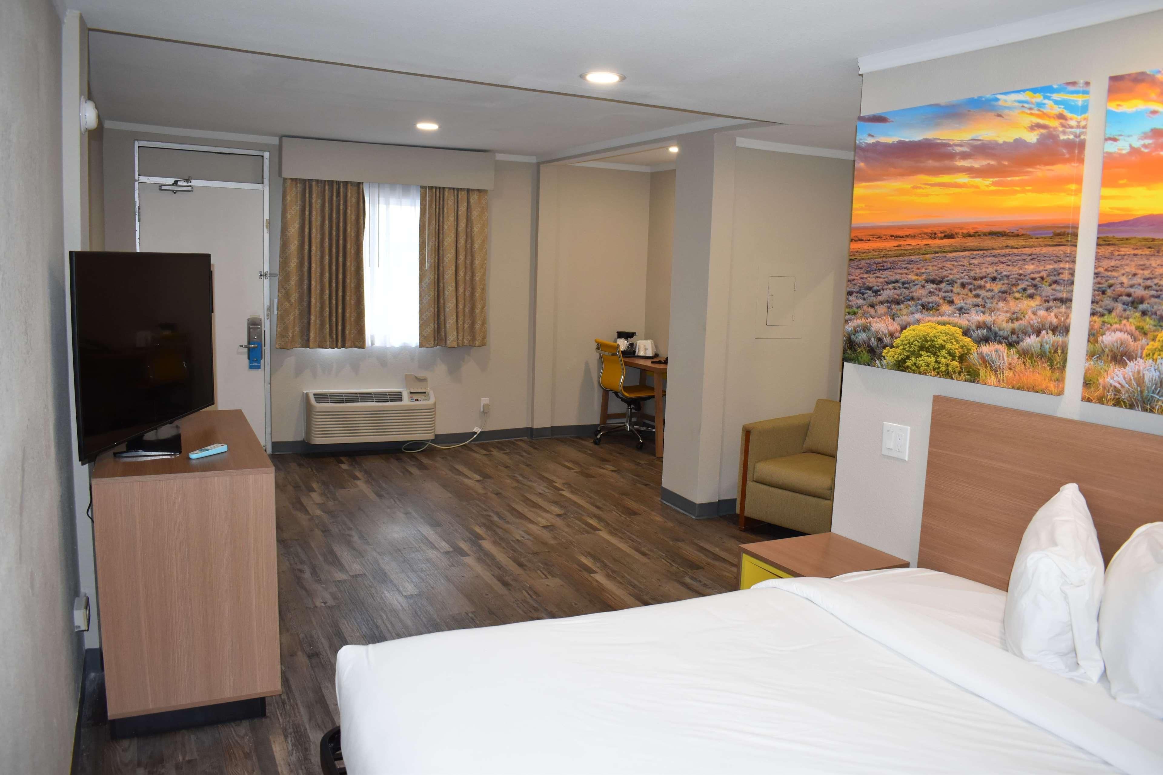 Days By Wyndham Alamo/riverwalk Motel San Antonio