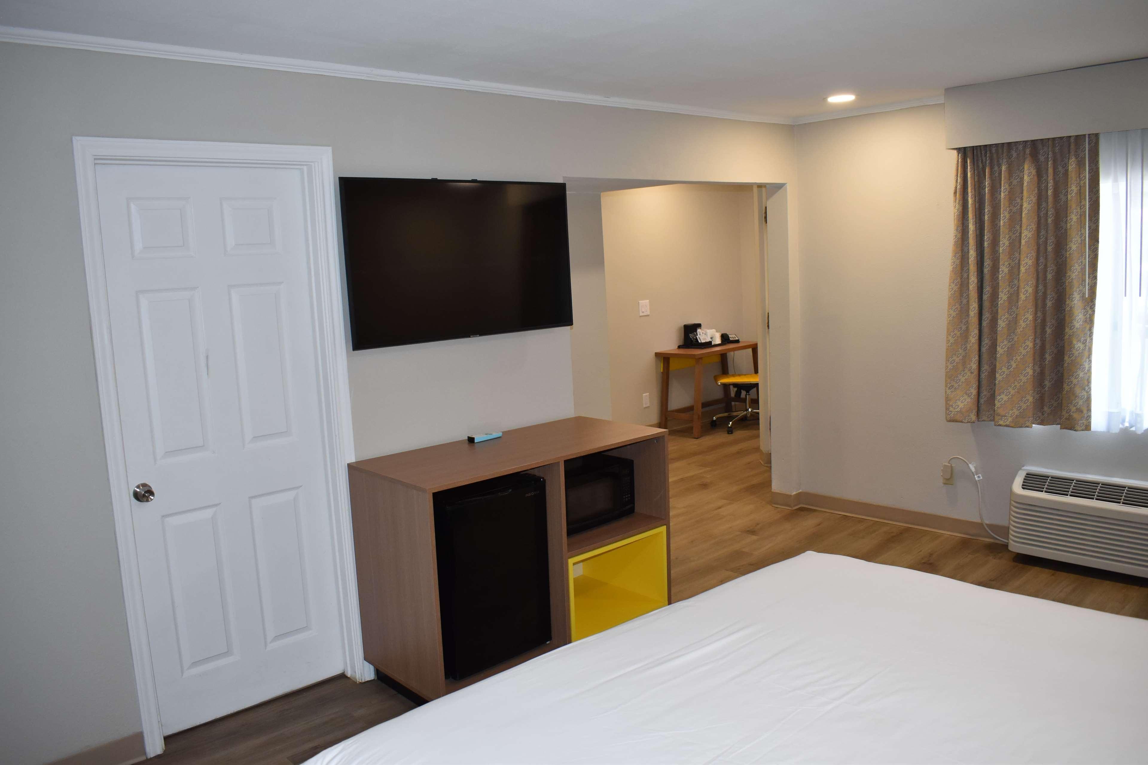 Days By Wyndham Alamo/riverwalk San Antonio