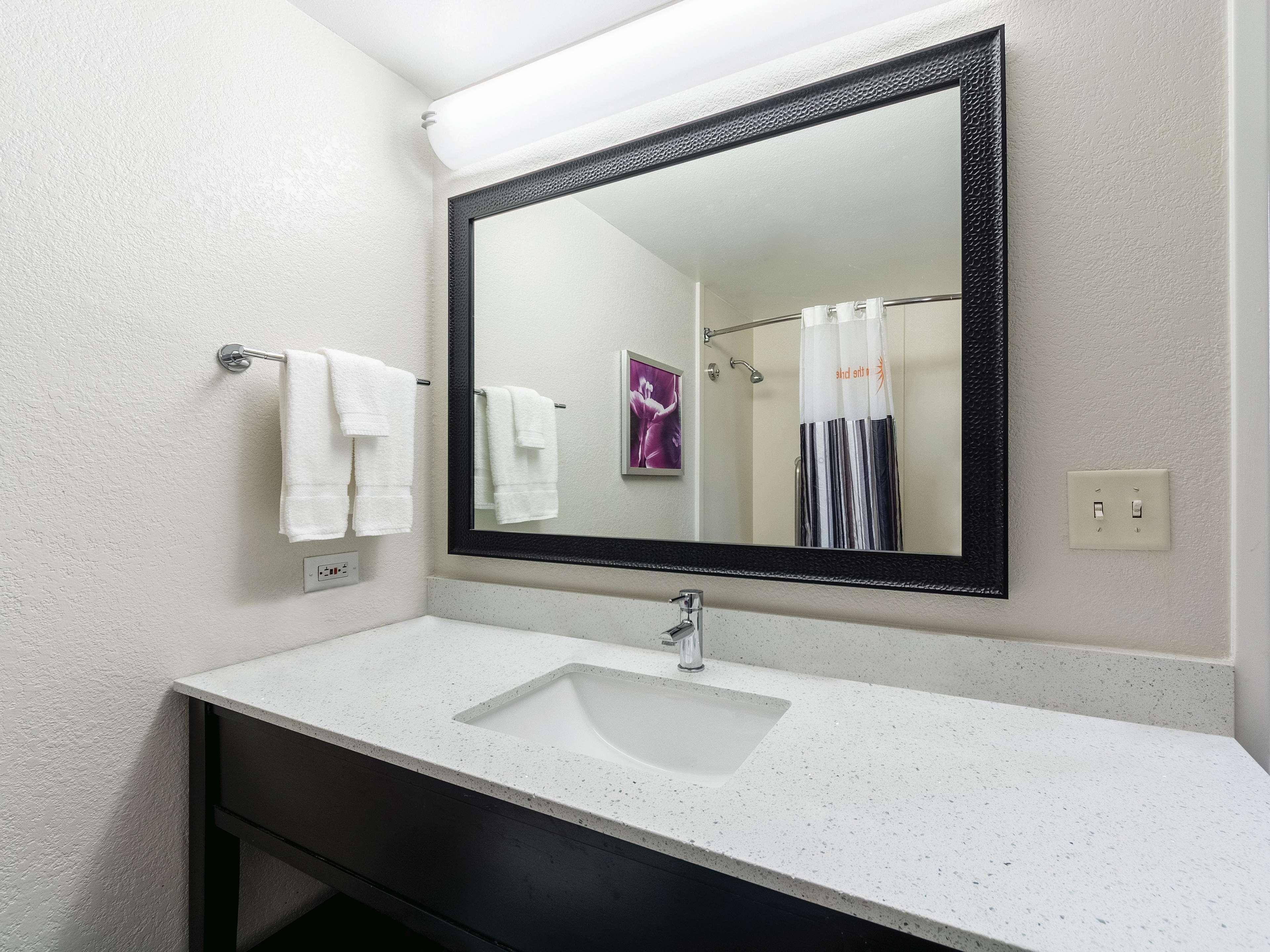 La Quinta & By Wyndham Downtown Hotel 3*