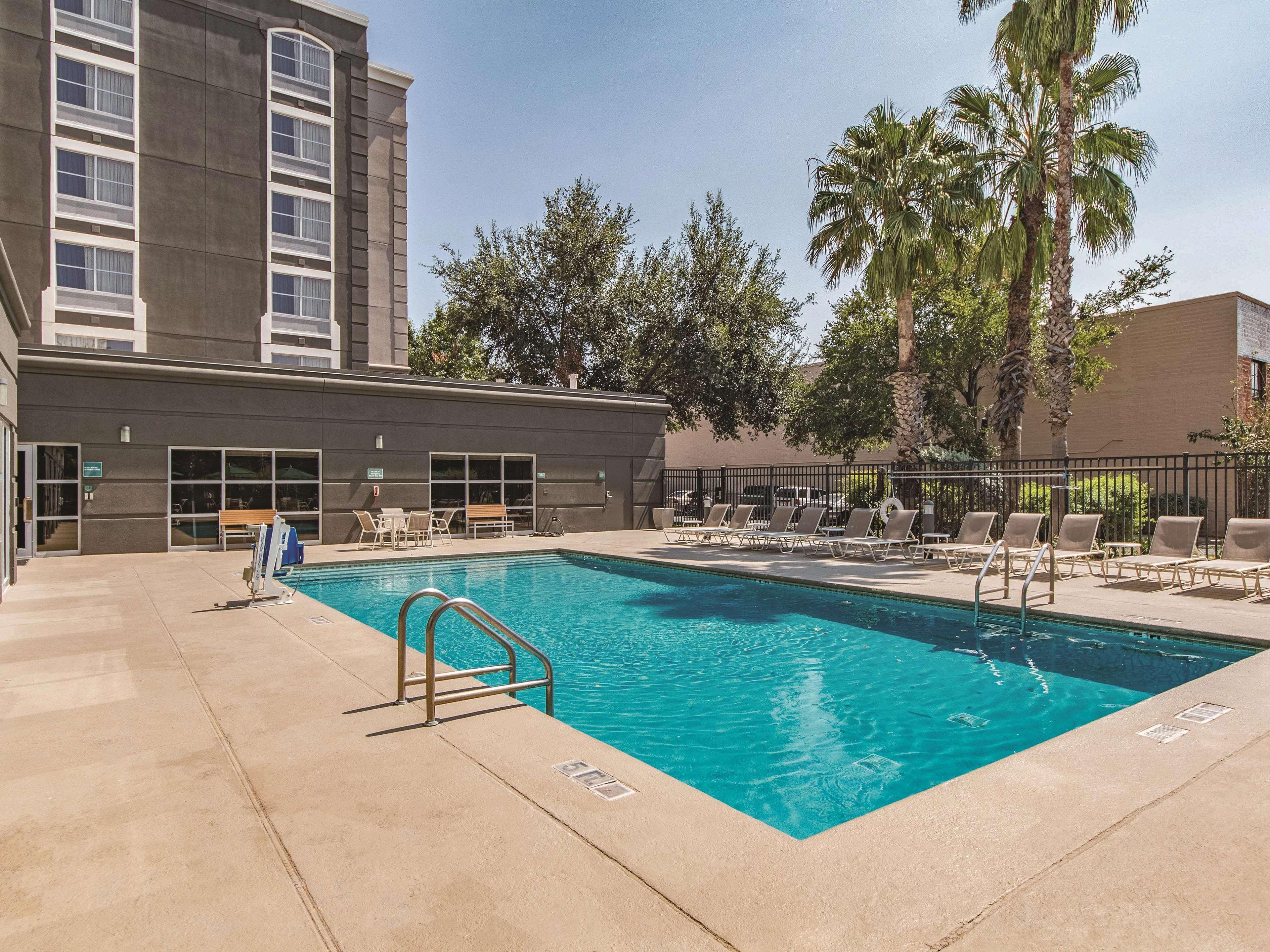 La Quinta & By Wyndham Downtown San Antonio