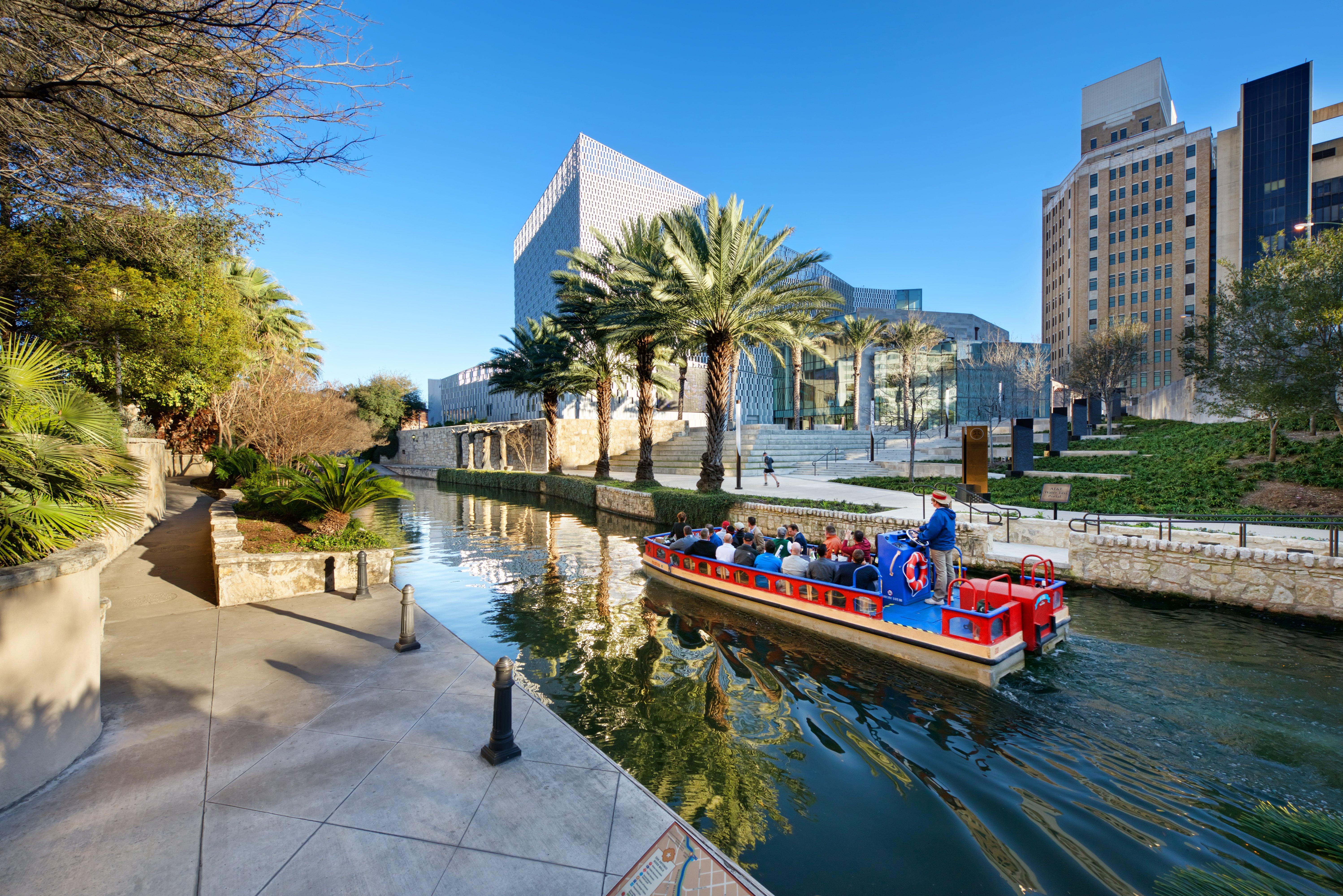 Indigo Riverwalk By Ihg Hotel 3*