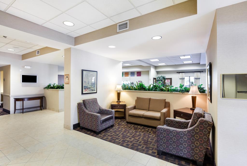 Spark By Hilton Airport
