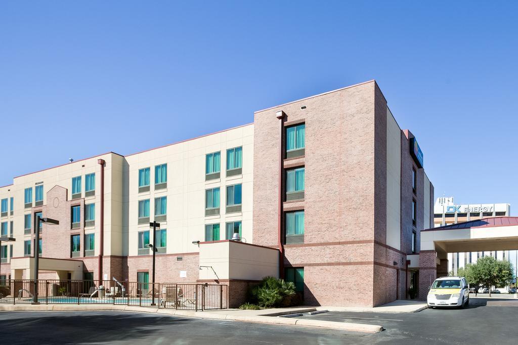 Hotel Spark By Hilton Airport San Antonio