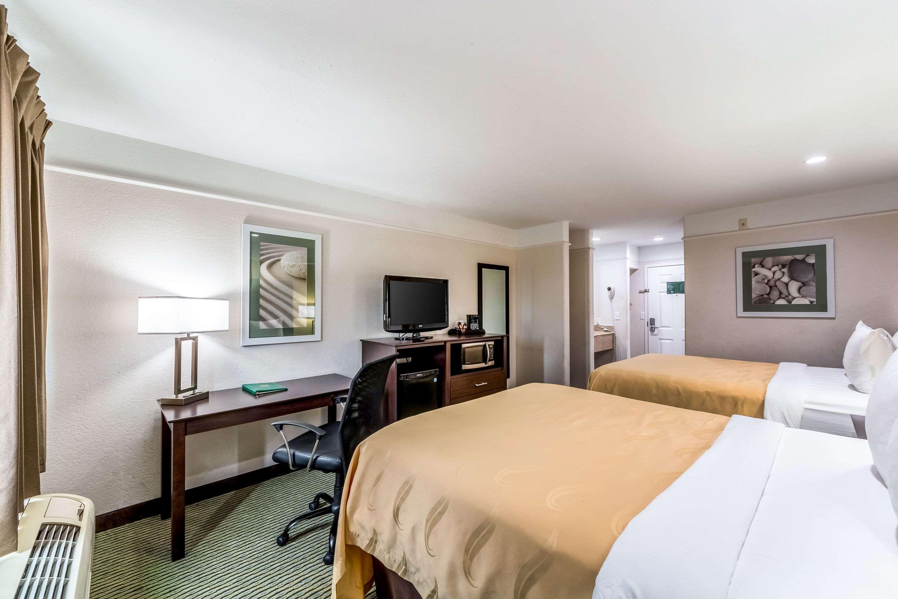 Quality & Seaworld North 3* San Antonio