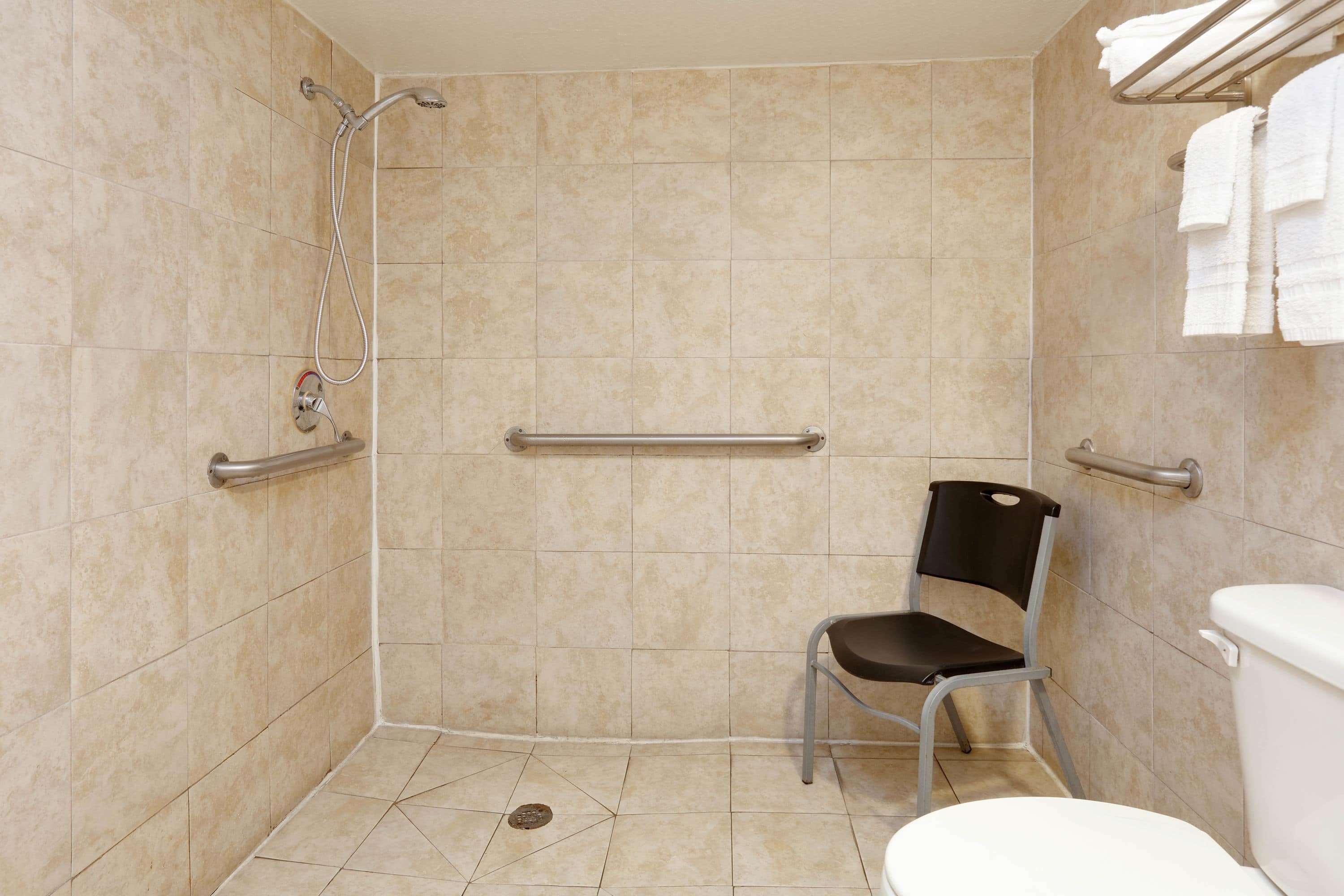 Motel Super 8 By Wyndham Pearl District Downtown San Antonio