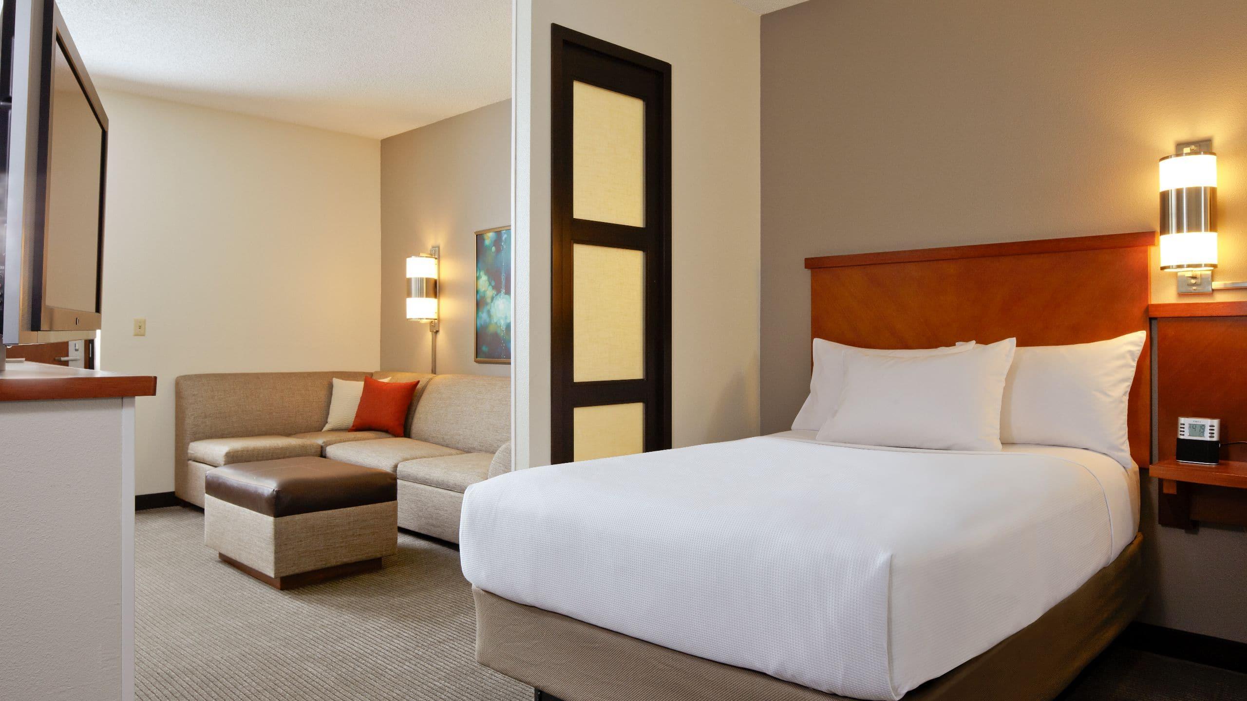 Hyatt Place Riverwalk San Antonio