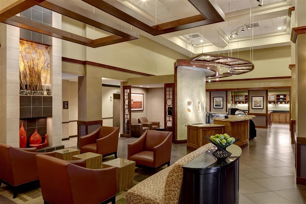 Hyatt Place Riverwalk Hotel