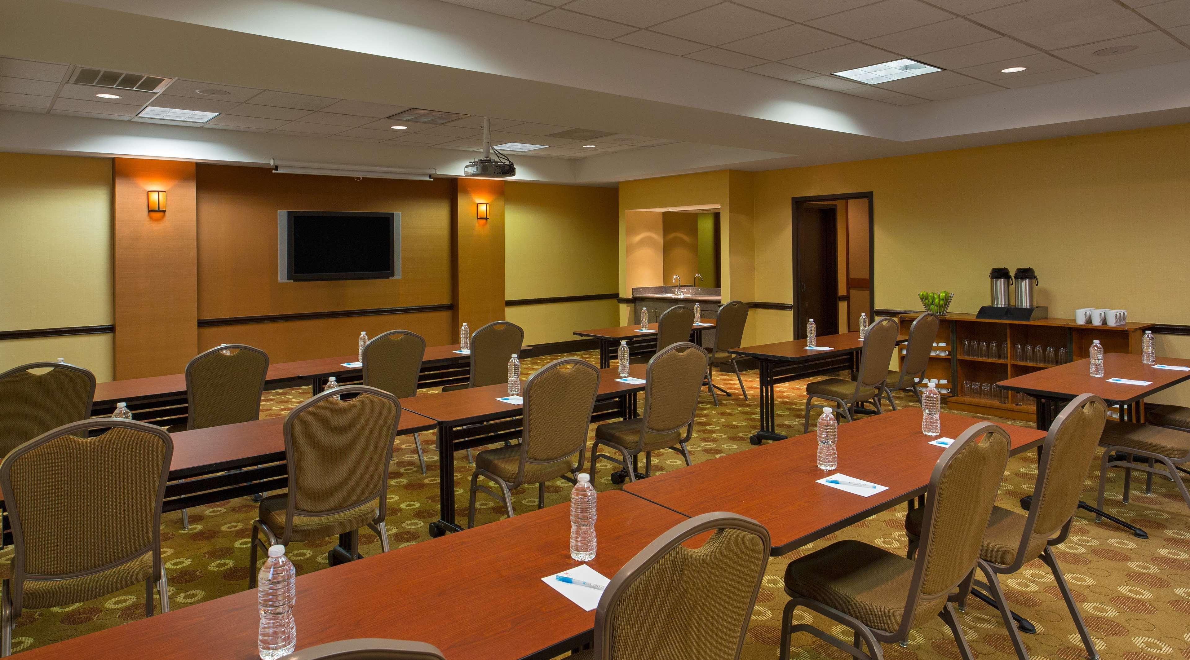 Hyatt Place Riverwalk Hotel San Antonio