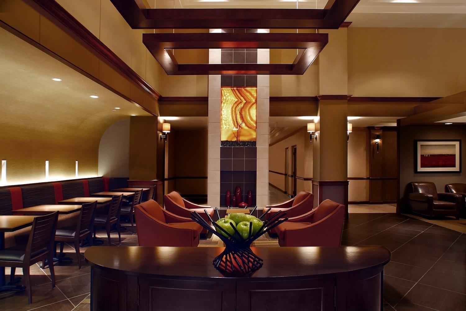 Hyatt Place Riverwalk