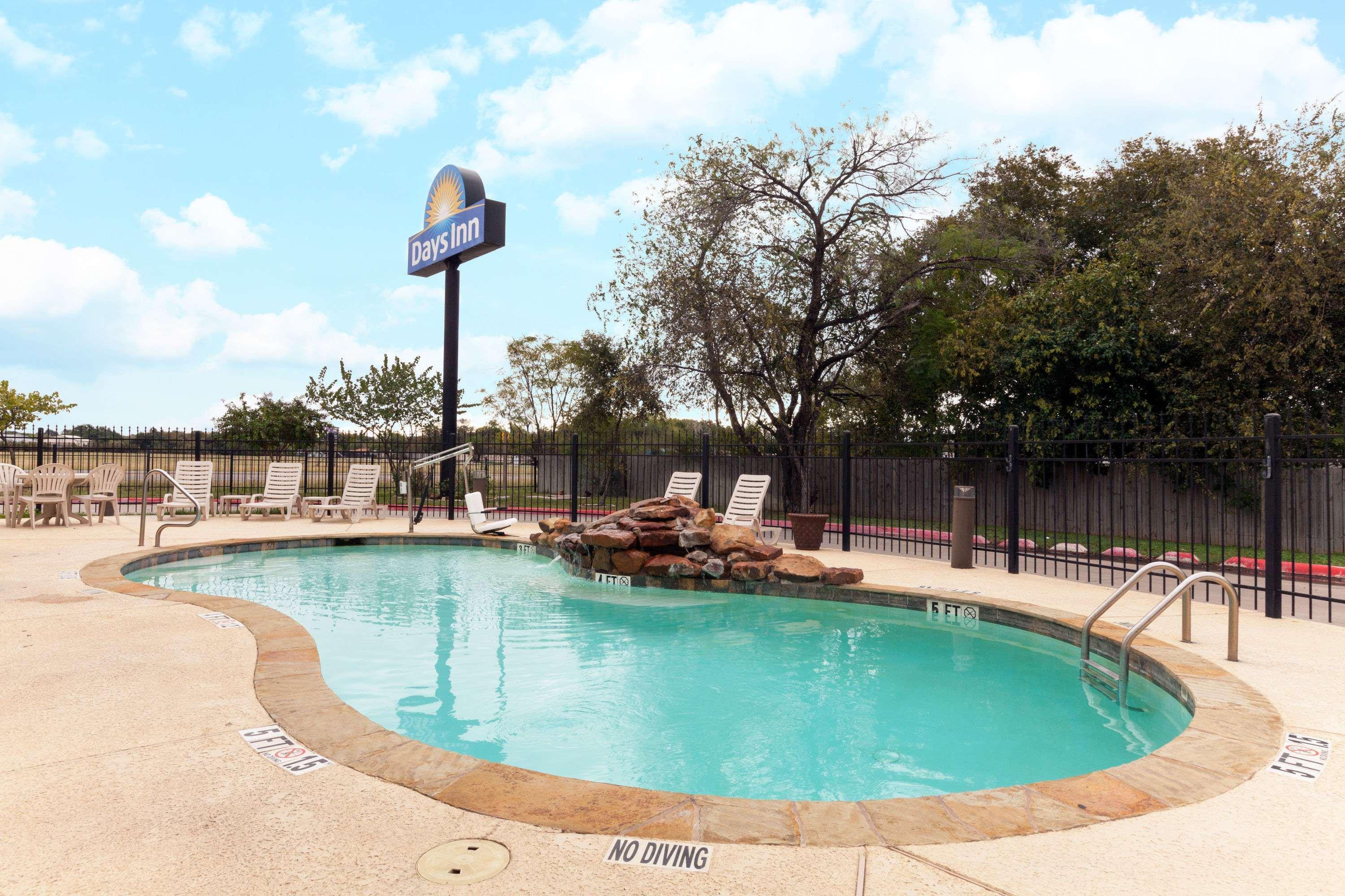 Hotel Days By Wyndham At Palo Alto San Antonio