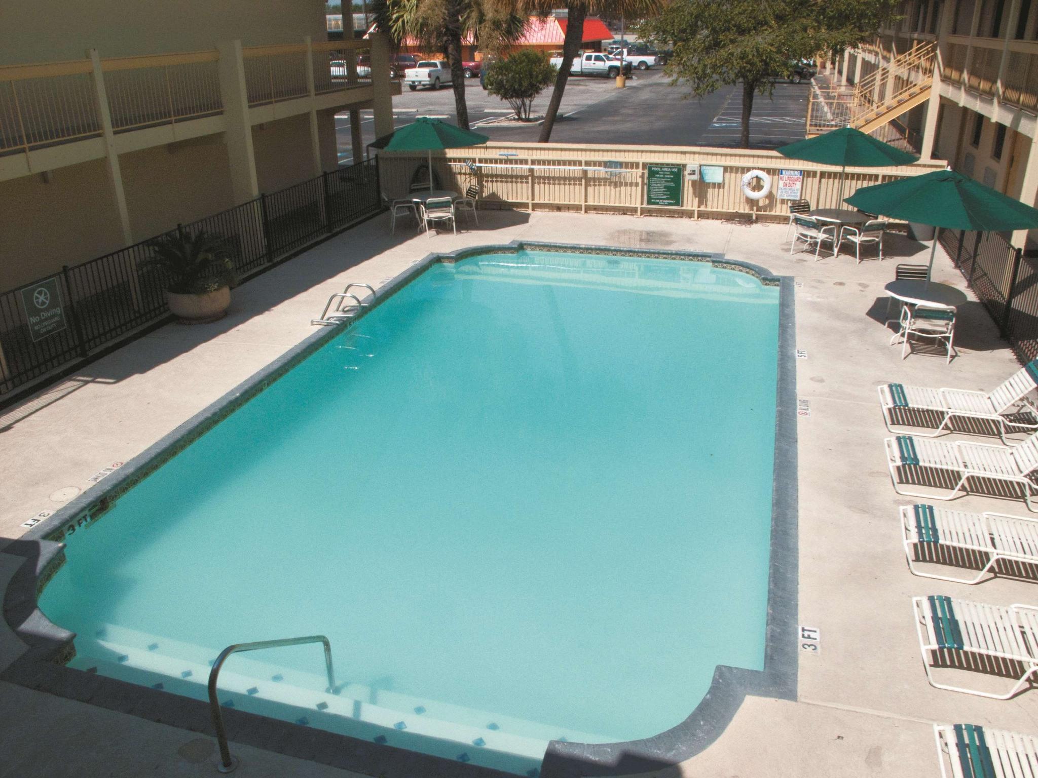 La Quinta By Wyndham I-35 N At Rittiman Rd Hotel 3*