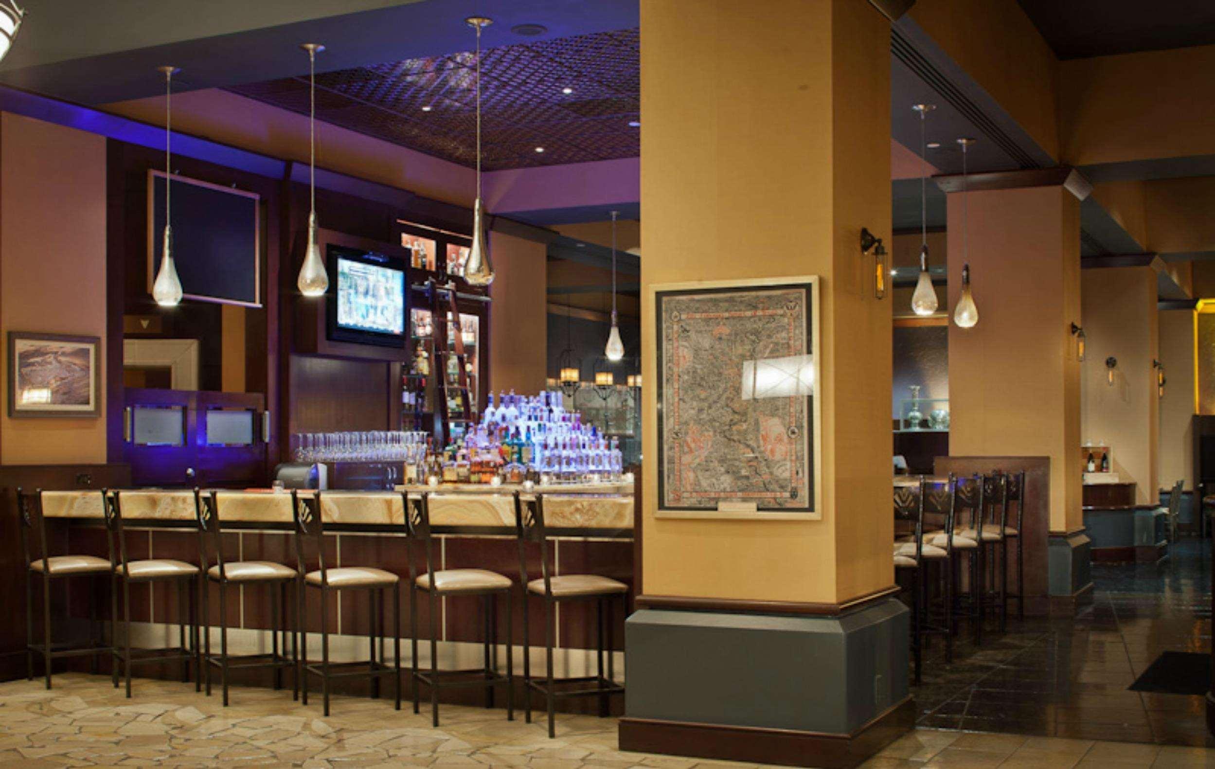 The Emily Morgan - A Doubletree By Hilton
