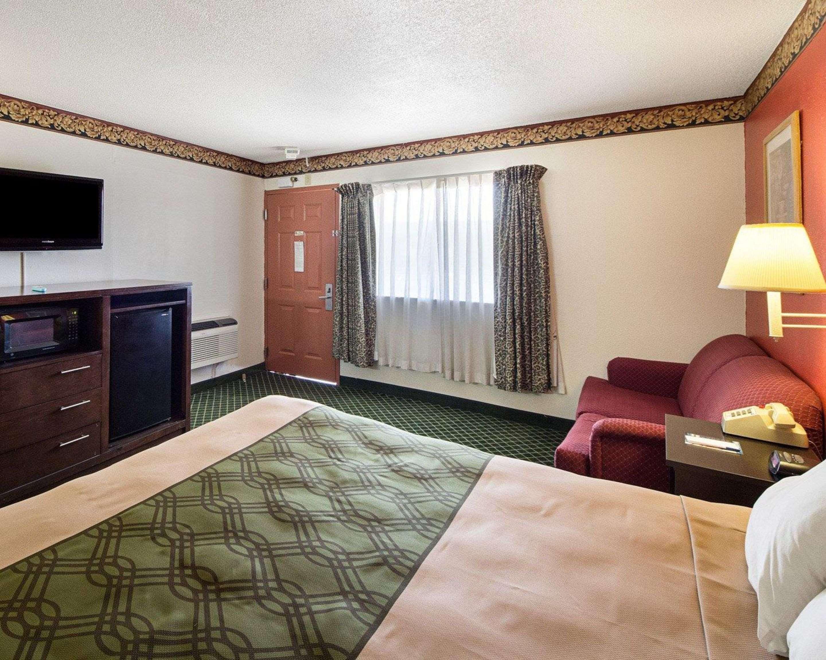 Rodeway Lackland Afb - Seaworld 2*