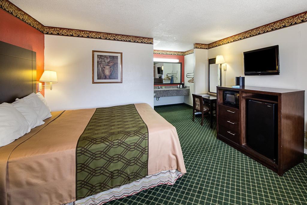 Rodeway Lackland Afb - Seaworld 2*