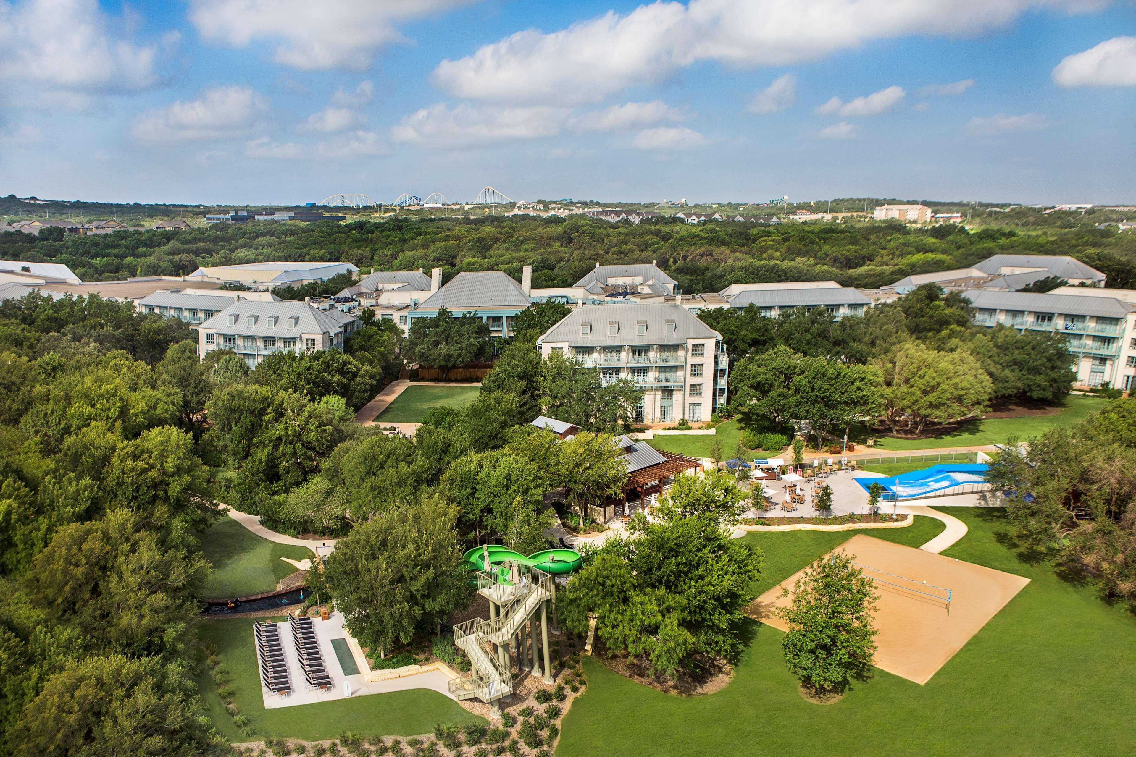 Hyatt Regency Hill Country & Hotel