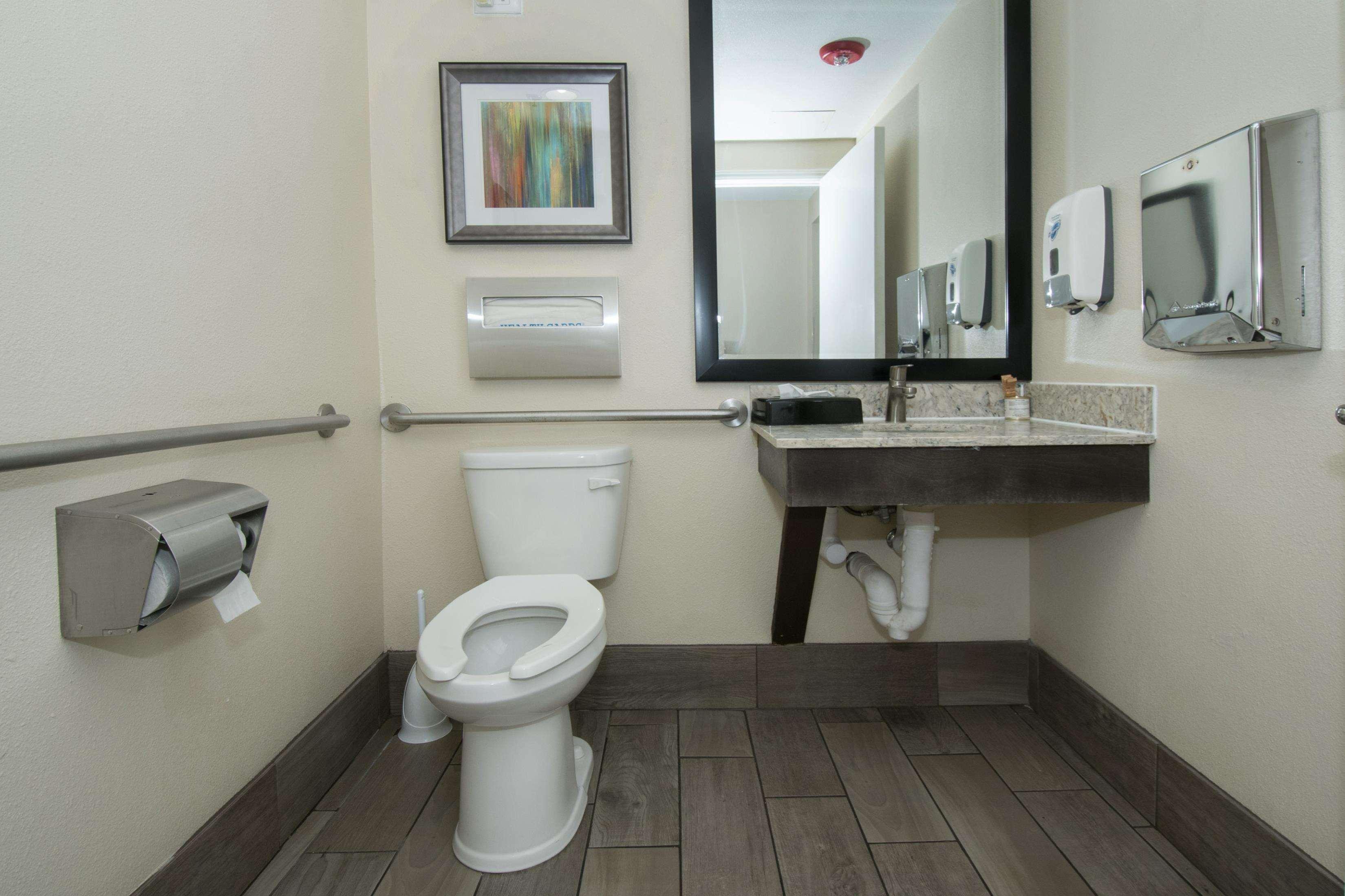 Best Western Plus Downtown North Hotel 3*