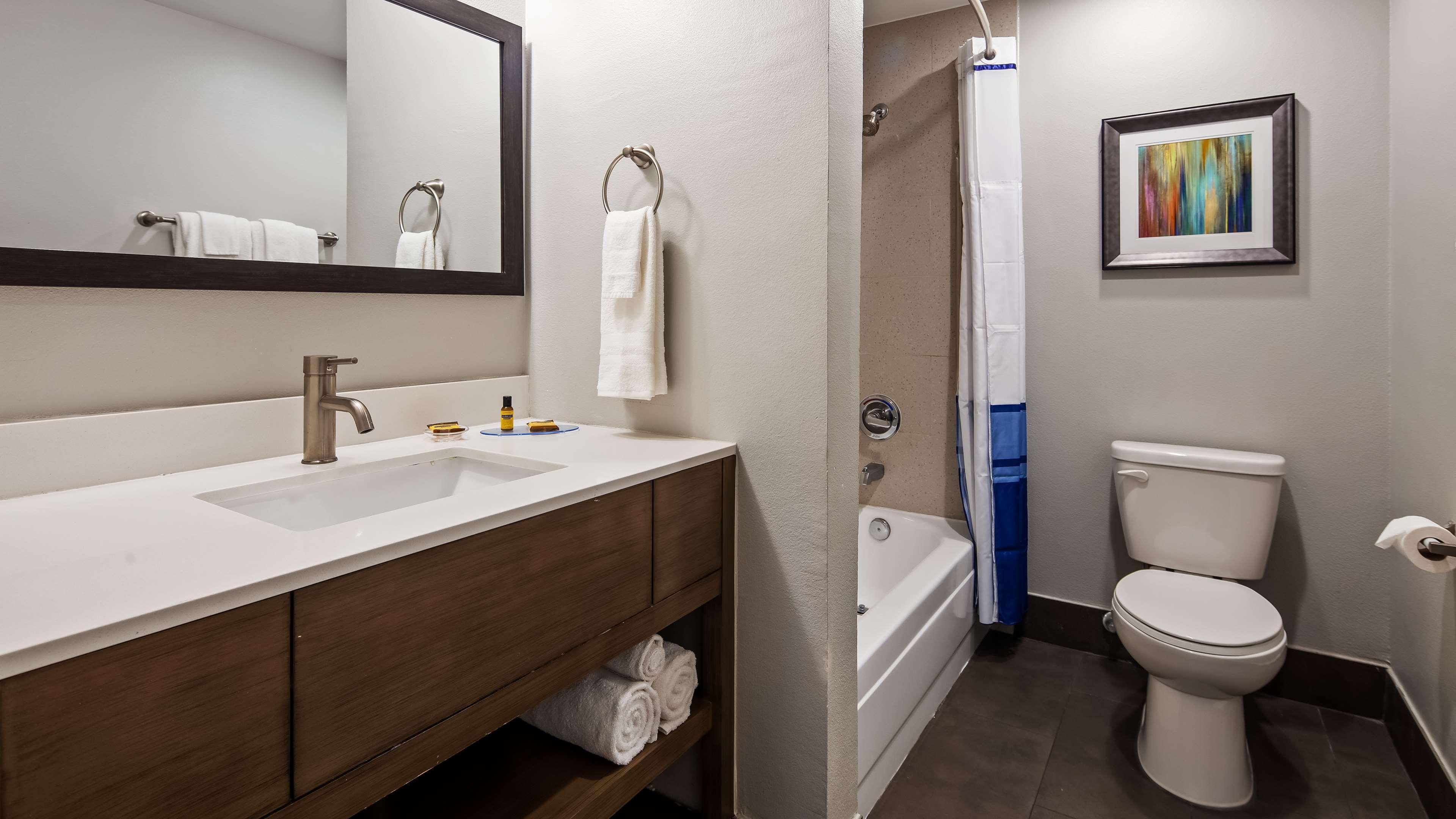 Best Western Plus Downtown North San Antonio