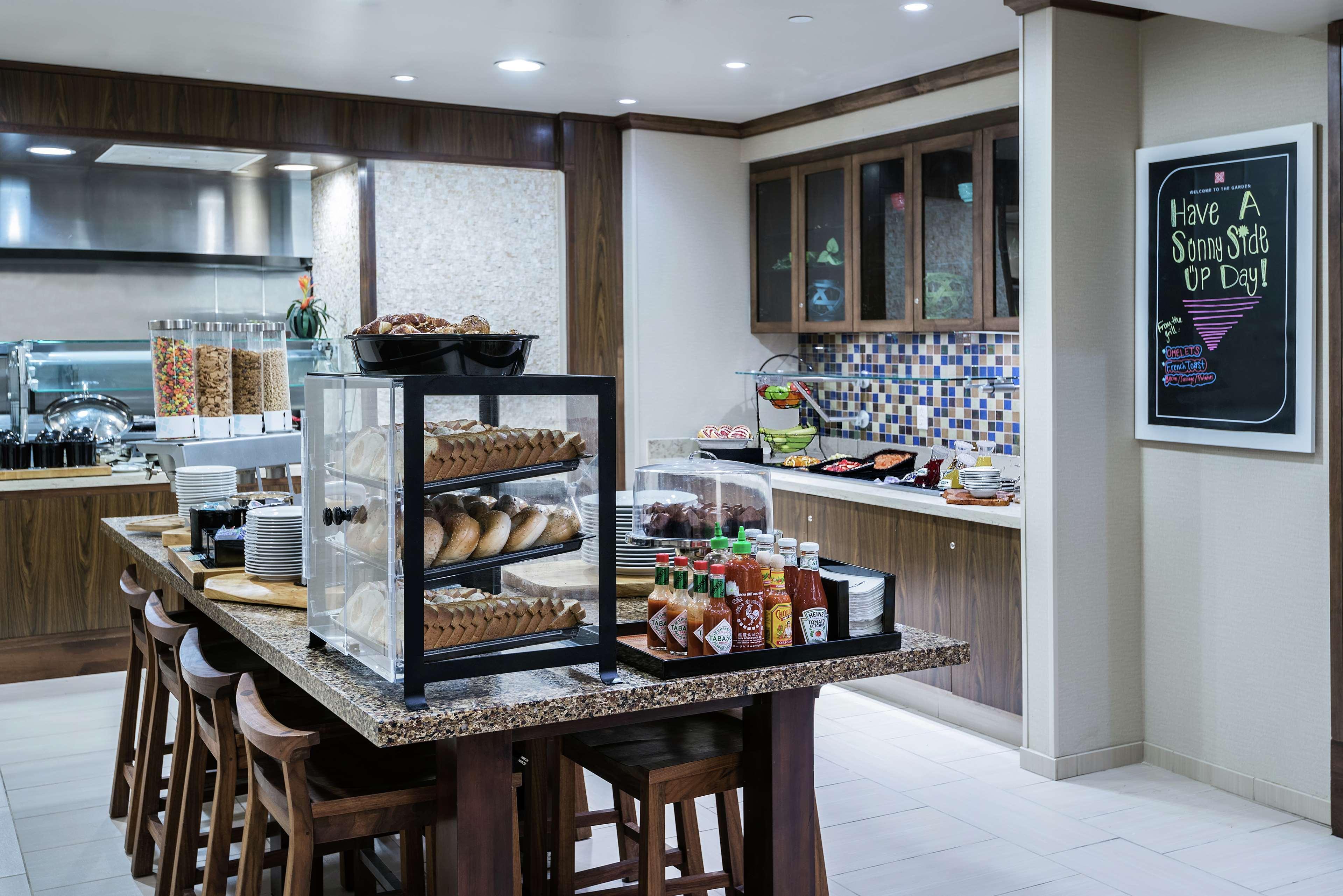 Hilton Garden San Antonio/rim Pass Drive 3*