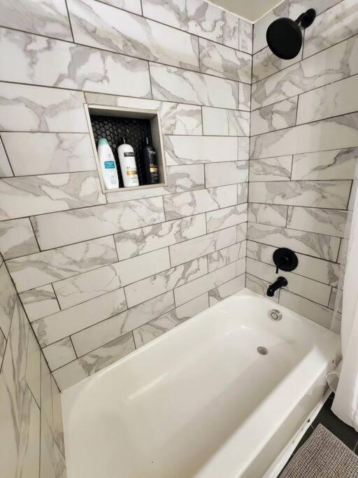 Modern In Central San Antonio! *