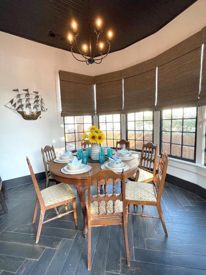 Gem, Spacious With Pool In Desirable Monte Vista