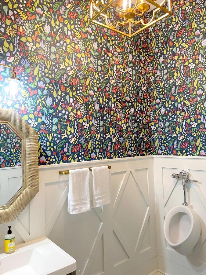 Holiday home Gem, Spacious With Pool In Desirable Monte Vista San Antonio