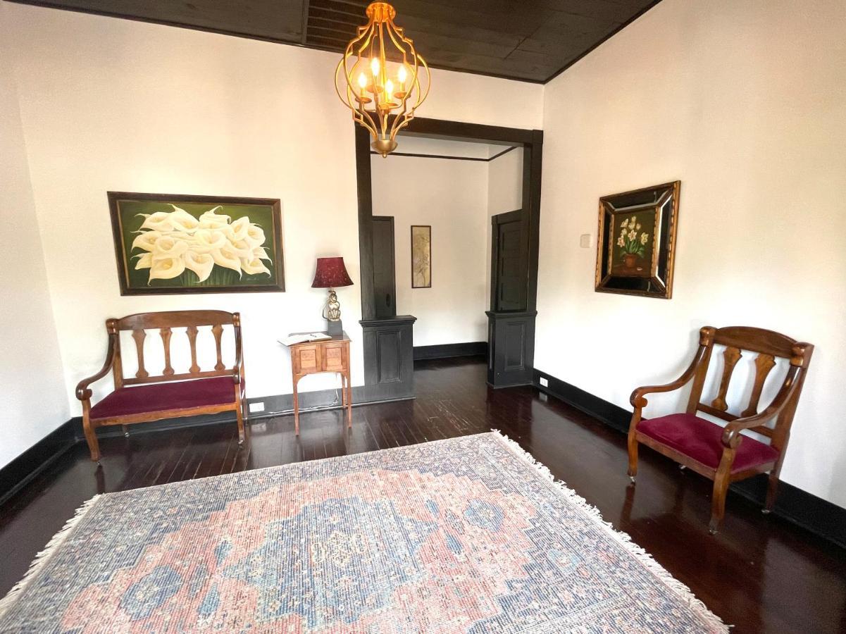 Holiday home Gem, Spacious With Pool In Desirable Monte Vista
