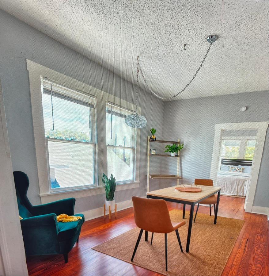 Apartment Luxury 1bd 1ba Close To Downtown