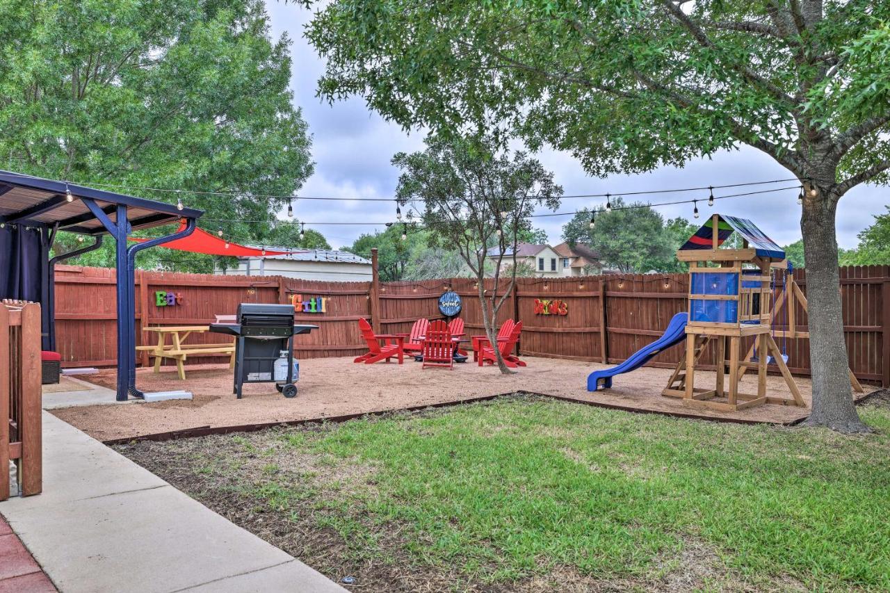 Family With Game And Fire Pit! Holiday home *