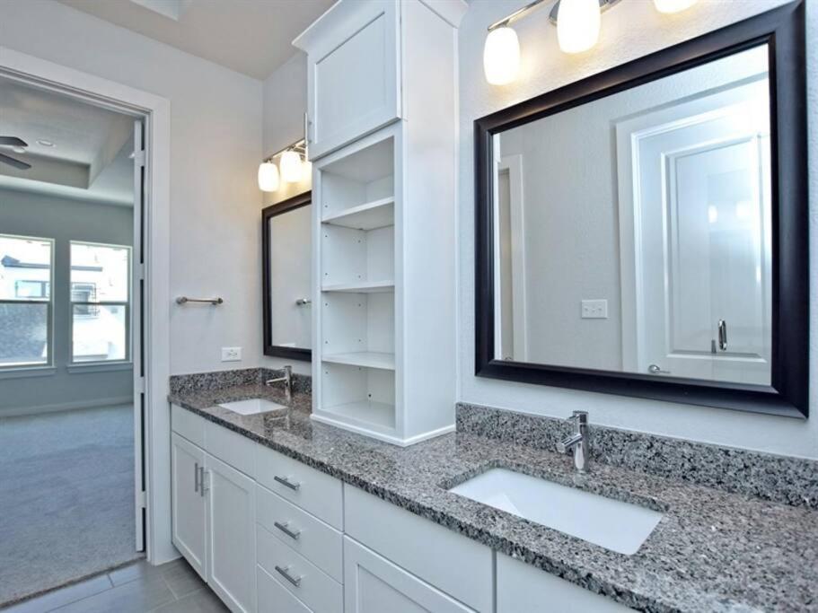 Elegant 3 Bed Walk To Riverwalk/pearl/st Mary *