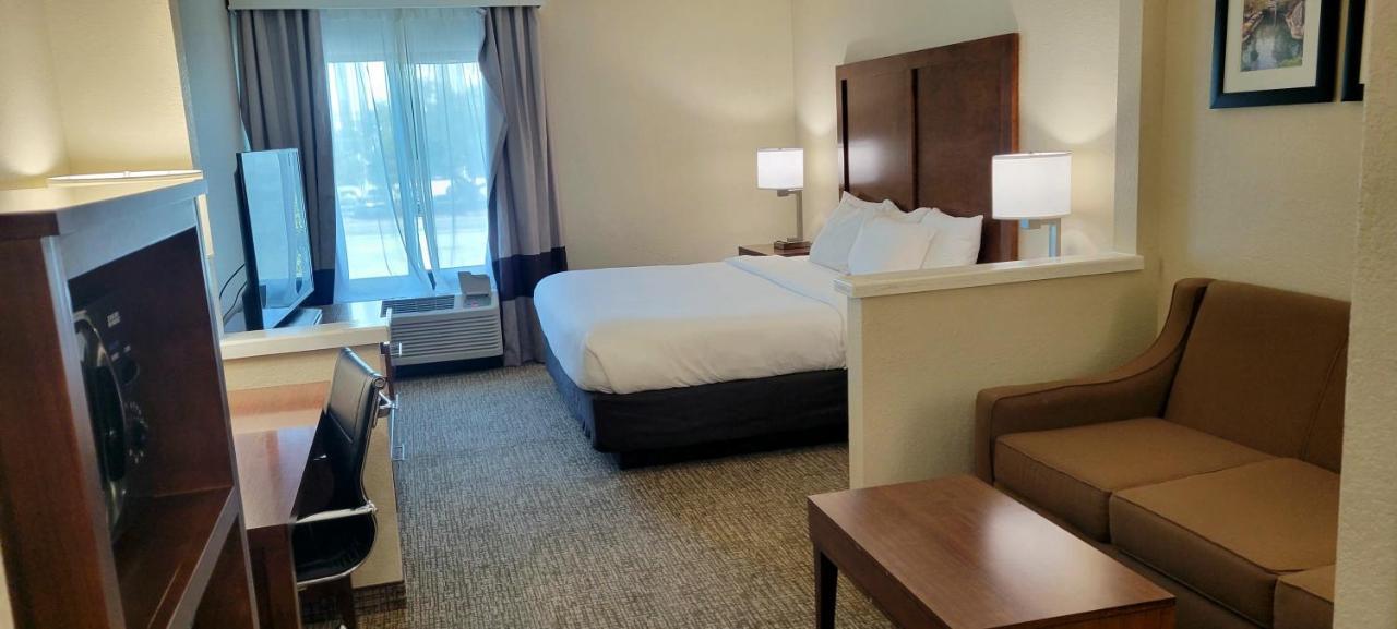 Spark By Hilton Airport San Antonio