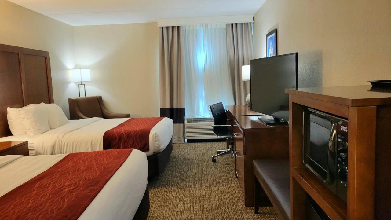 Hotel Spark By Hilton Airport 3*
