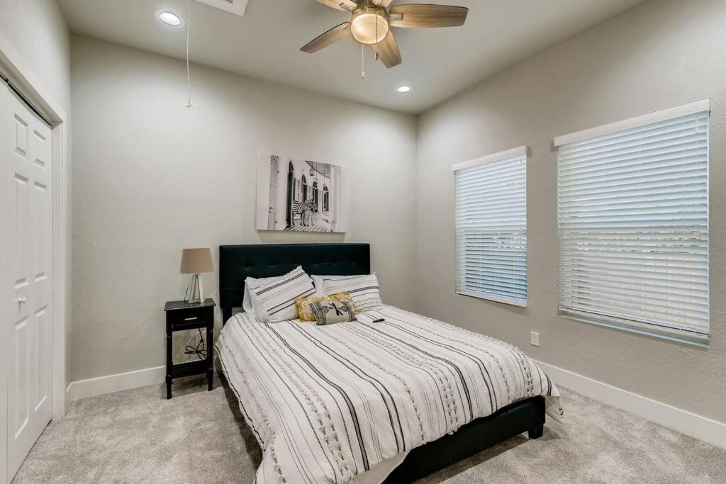 New 4 Bdrm Off St Mary's Mins To Pearl/river! *