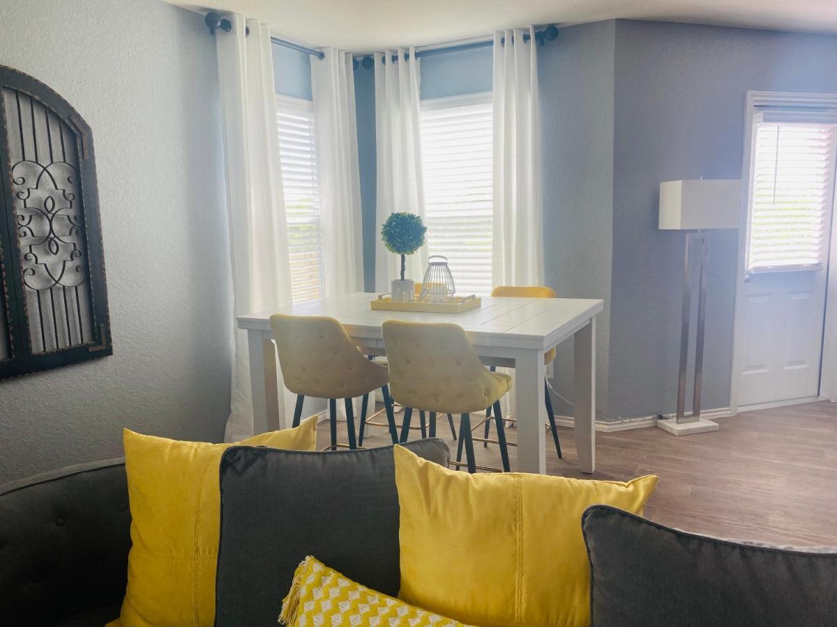 Cozy Selfie House Near Bmt Lackland *