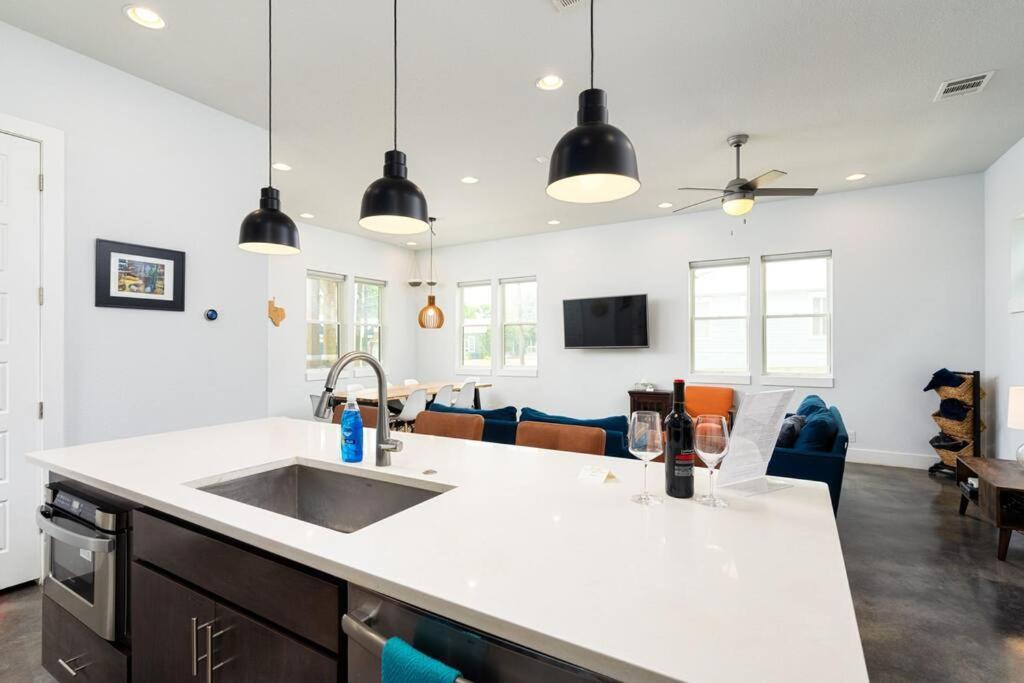 Gr8location! Near Ft Sam Houston*riverwalk*pearl San Antonio