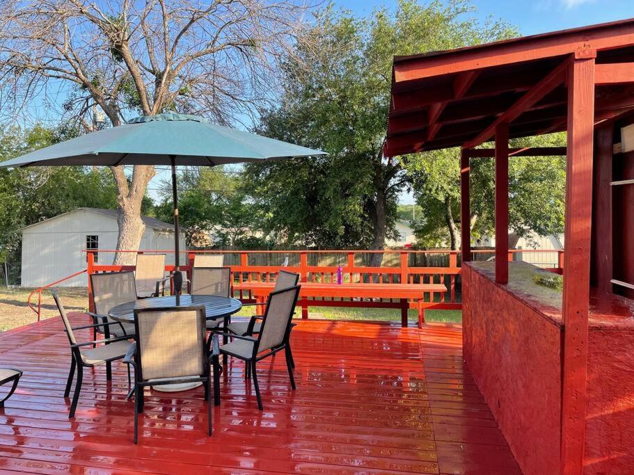 Large Piece Of Heaven Back House Apartment San Antonio