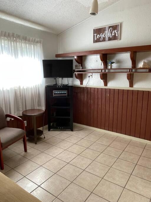 Large Piece Of Heaven Back House * San Antonio