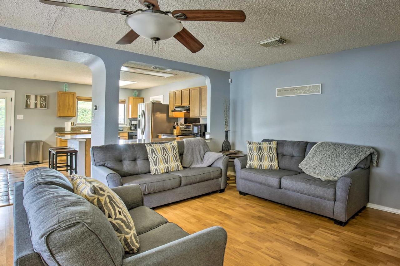 Holiday home Getaway About 18 Mi To Dtwn And Pool! *