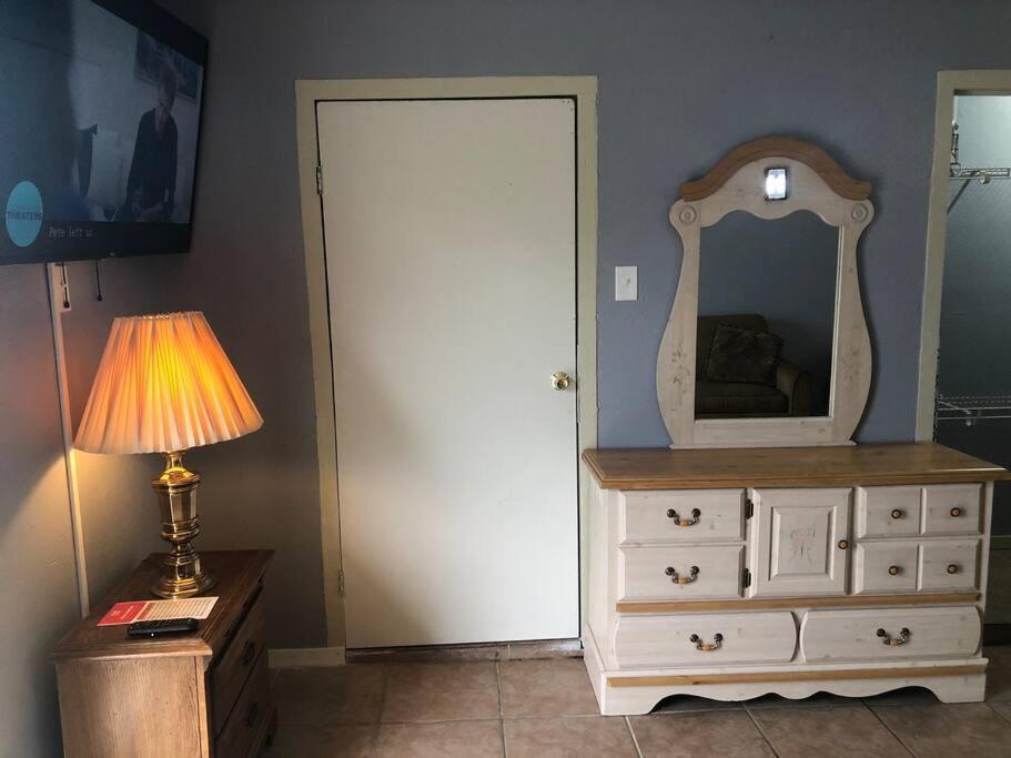 A Smaller Piece Of Heaven, Near By Lackland Afb Apartment San Antonio