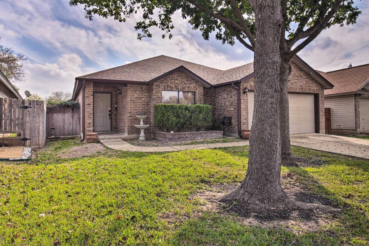 Getaway About 18 Mi To Dtwn And Pool! Holiday home San Antonio