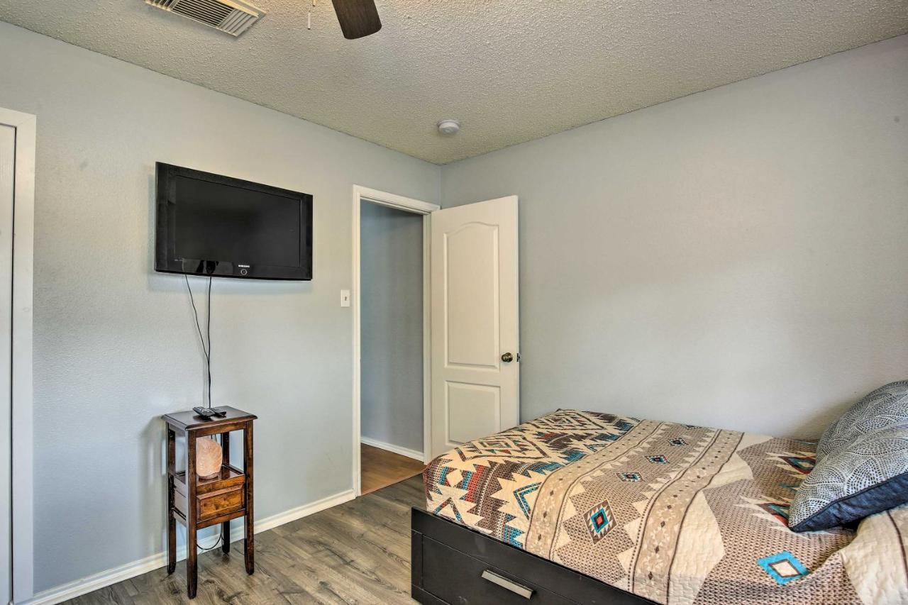 Holiday home Getaway About 18 Mi To Dtwn And Pool! *