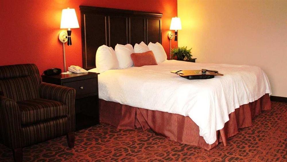 Hampton Downtown Hotel