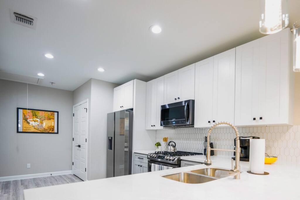 Villa Casa Fiesta-2bed/2bath 1100 Sq Ft Urban Stunner San Antonio