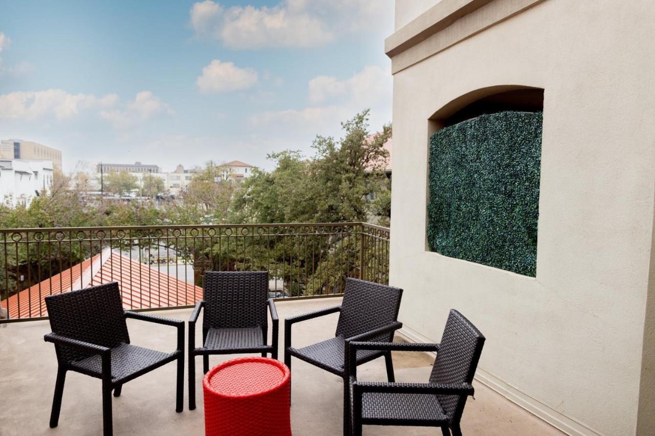 Indigo Riverwalk By Ihg Hotel San Antonio